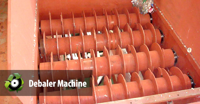 debaler-02